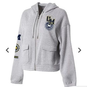 Women's University of Michigan Wolverines Grey Cropped Full Zip Hoodie Size S